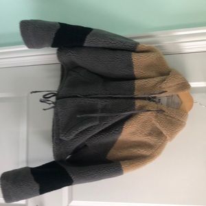 Cropped zip up Sherpa from Hollister. No tags but never worn.